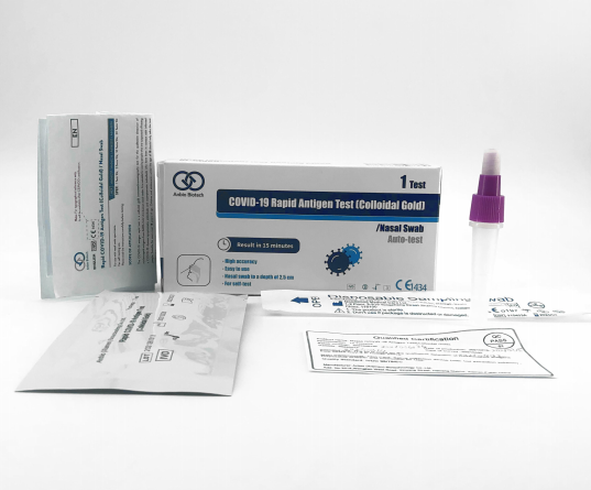 Teste rápido de antígeno COVID-19 com esfregaço nasal para autoteste