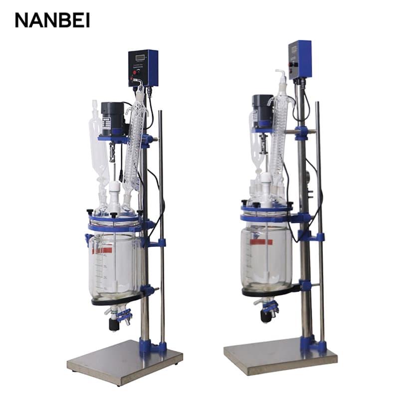 68a2eac2e93c3.jpg 反应釜333.jpg